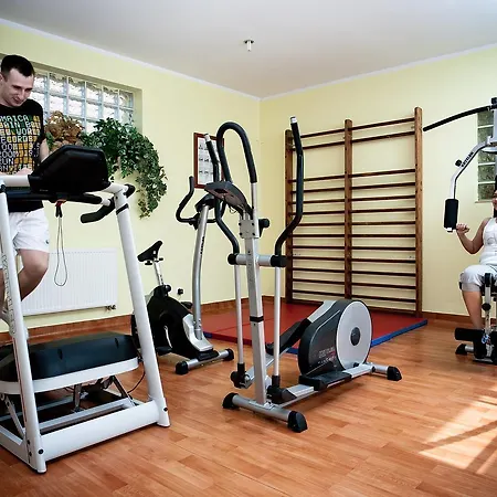 Holiday park Jantar-spa Kompleks Wypoczynkowo-rehabilitacyjny *