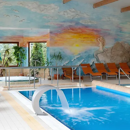 Jantar-spa Kompleks Wypoczynkowo-rehabilitacyjny * Niechorze