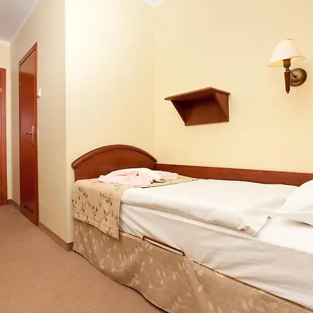 Jantar-spa Kompleks Wypoczynkowo-rehabilitacyjny *