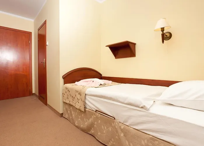 Jantar-spa Kompleks Wypoczynkowo-rehabilitacyjny *