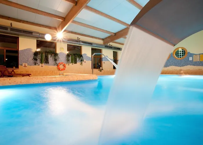 Jantar-spa Kompleks Wypoczynkowo-rehabilitacyjny *